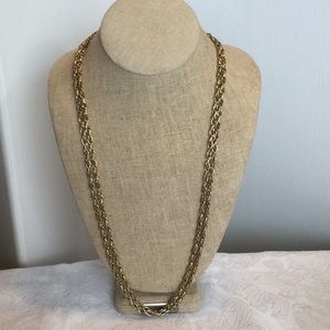 ‼️final must bundle ‼️Maxi Goldtone Chain